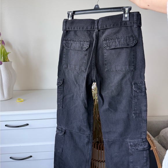 Women’s Black Cargo Pants - Picture 6 of 7